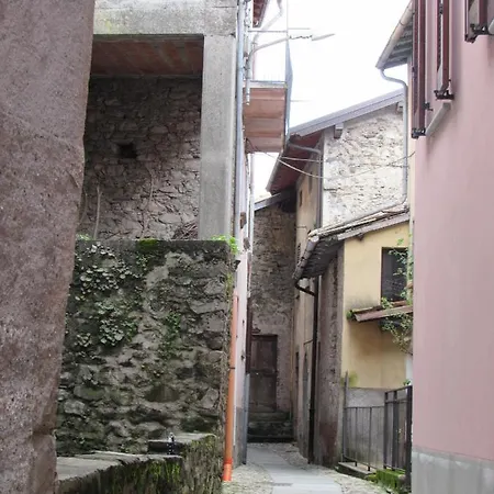 La Nuova Taverna * Lezzeno